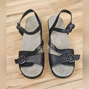 Dansko Women's Black Leather Sandals Size 42